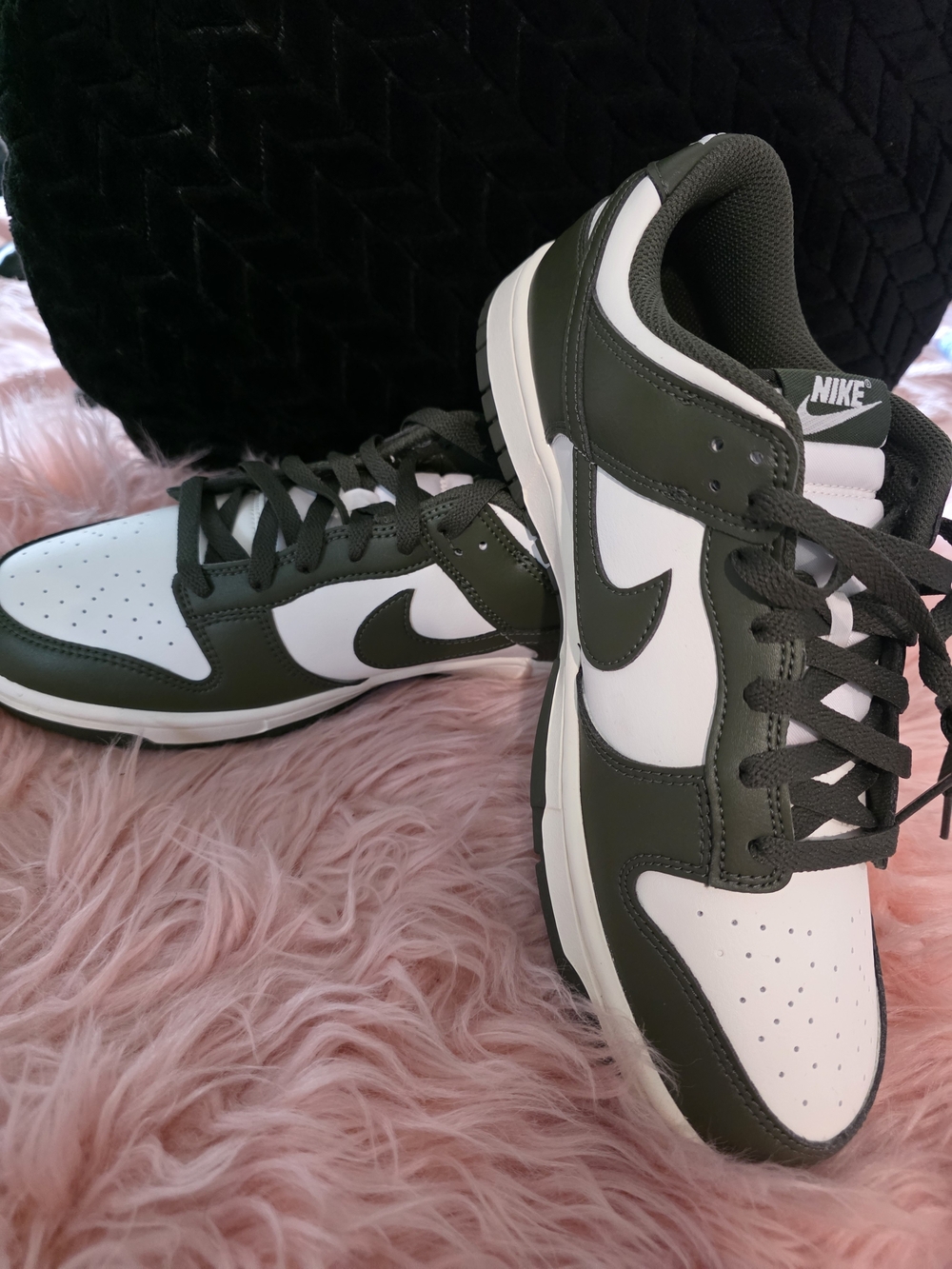 Nike Men's Low-Top Sneakers in Olive Green and White